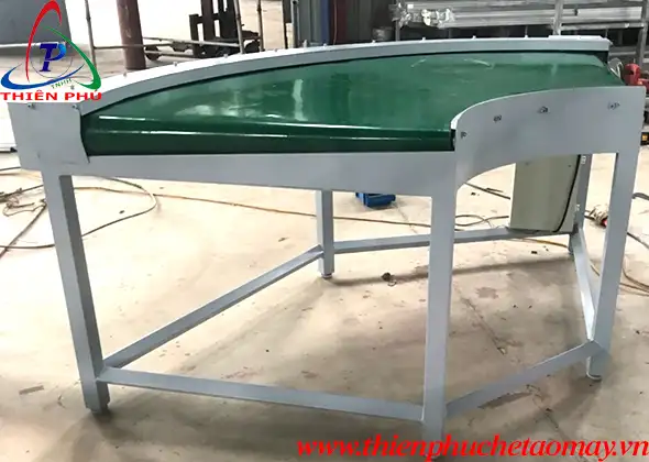 Băng Tải Góc 90 Độ