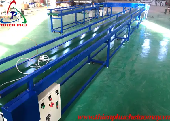 Băng tải góc cong 180 độ