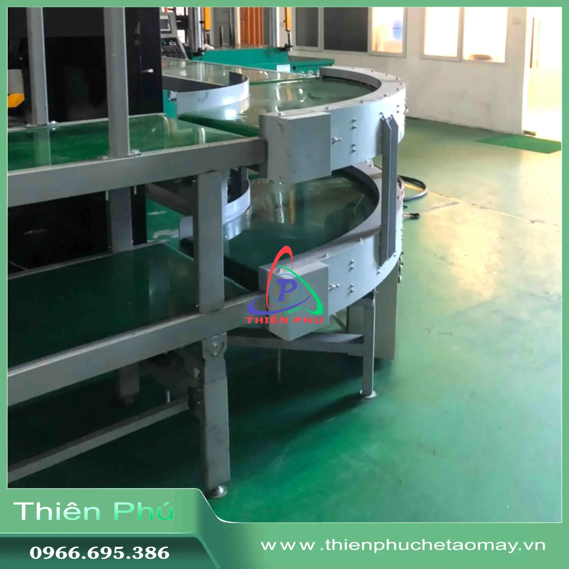 Băng Tải Góc Cong Hai Tầng