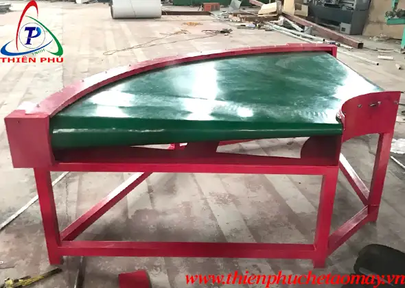 Băng tải góc cong chuyển phát nhanh