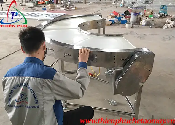 Băng Tải Góc Cong Inox
