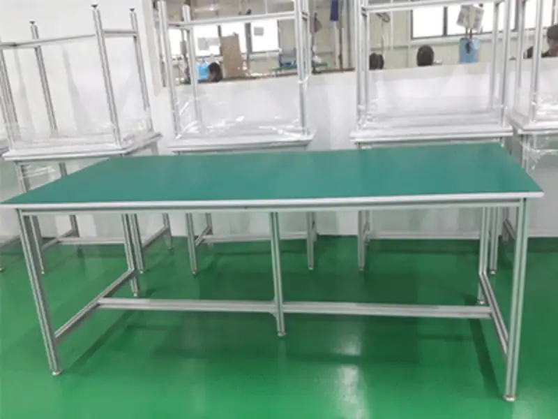 sản xuất bàn thao tác